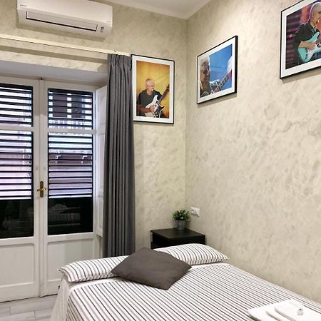 Bed No Breakfast Ak Hotel Naples Exterior photo