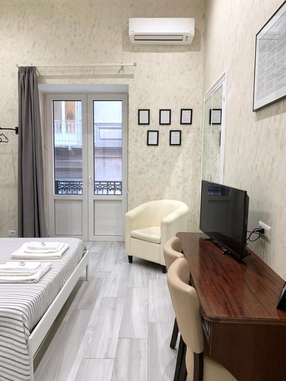 Bed No Breakfast Ak Hotel Naples Exterior photo